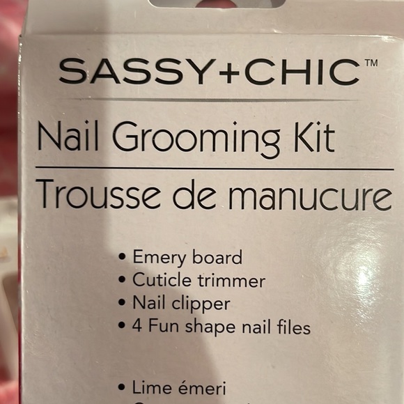 🎈SALE🎈🎀#20.MAKEUP BUNDLE🎀 - Picture 4 of 15